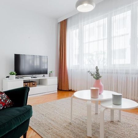 Gorgeous Apartment With Central Location In Sisli Istanbul Bagian luar foto