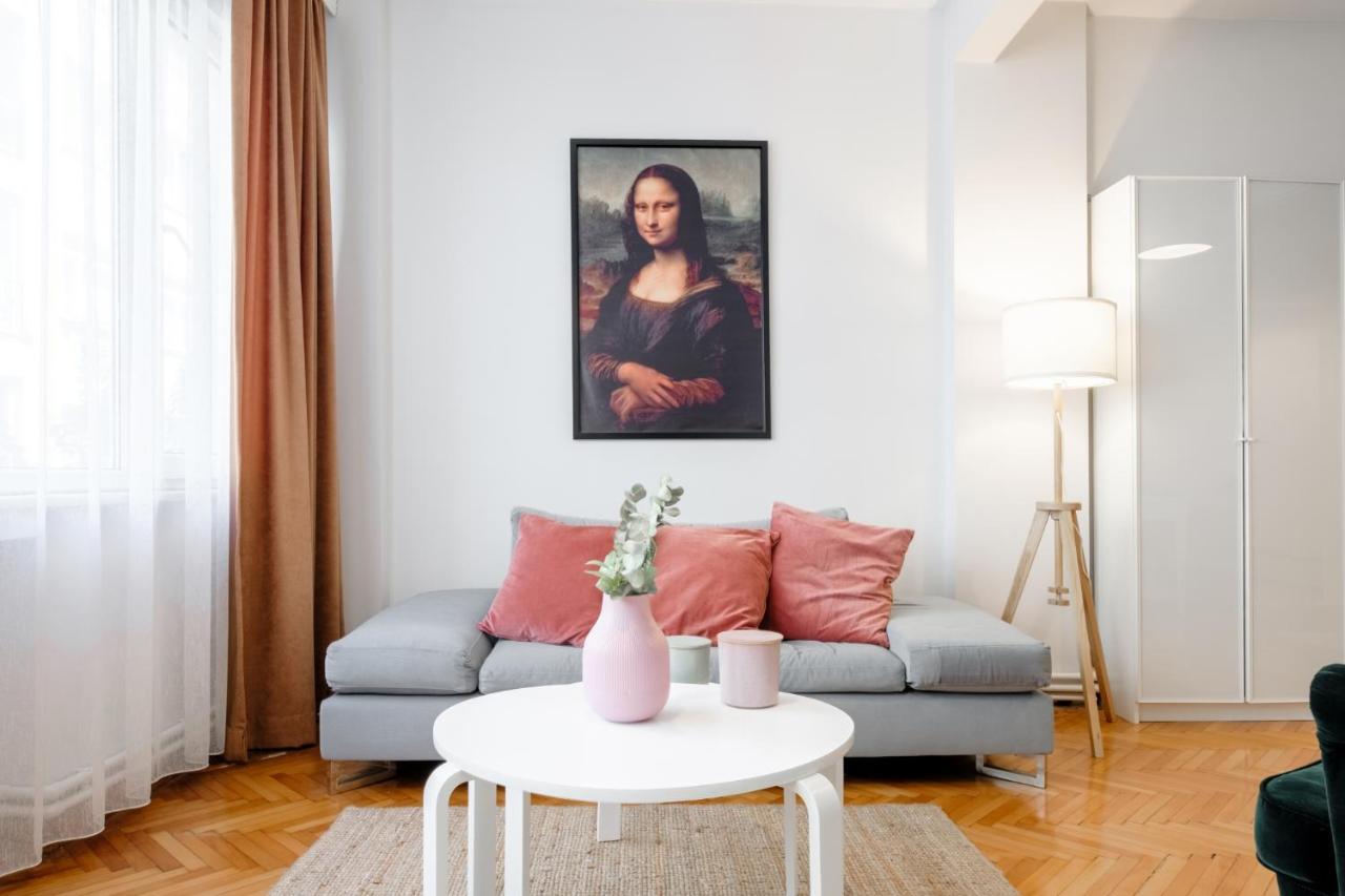 Gorgeous Apartment With Central Location In Sisli Istanbul Bagian luar foto