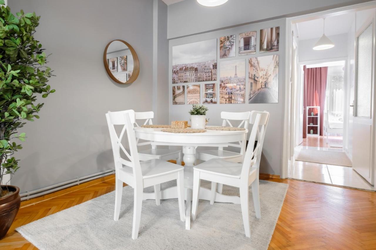 Gorgeous Apartment With Central Location In Sisli Istanbul Bagian luar foto